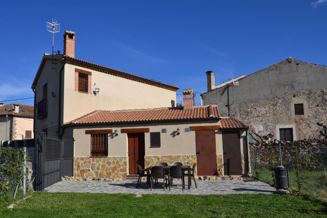 Villa La Portada De Abajo Gallegos Exterior foto
